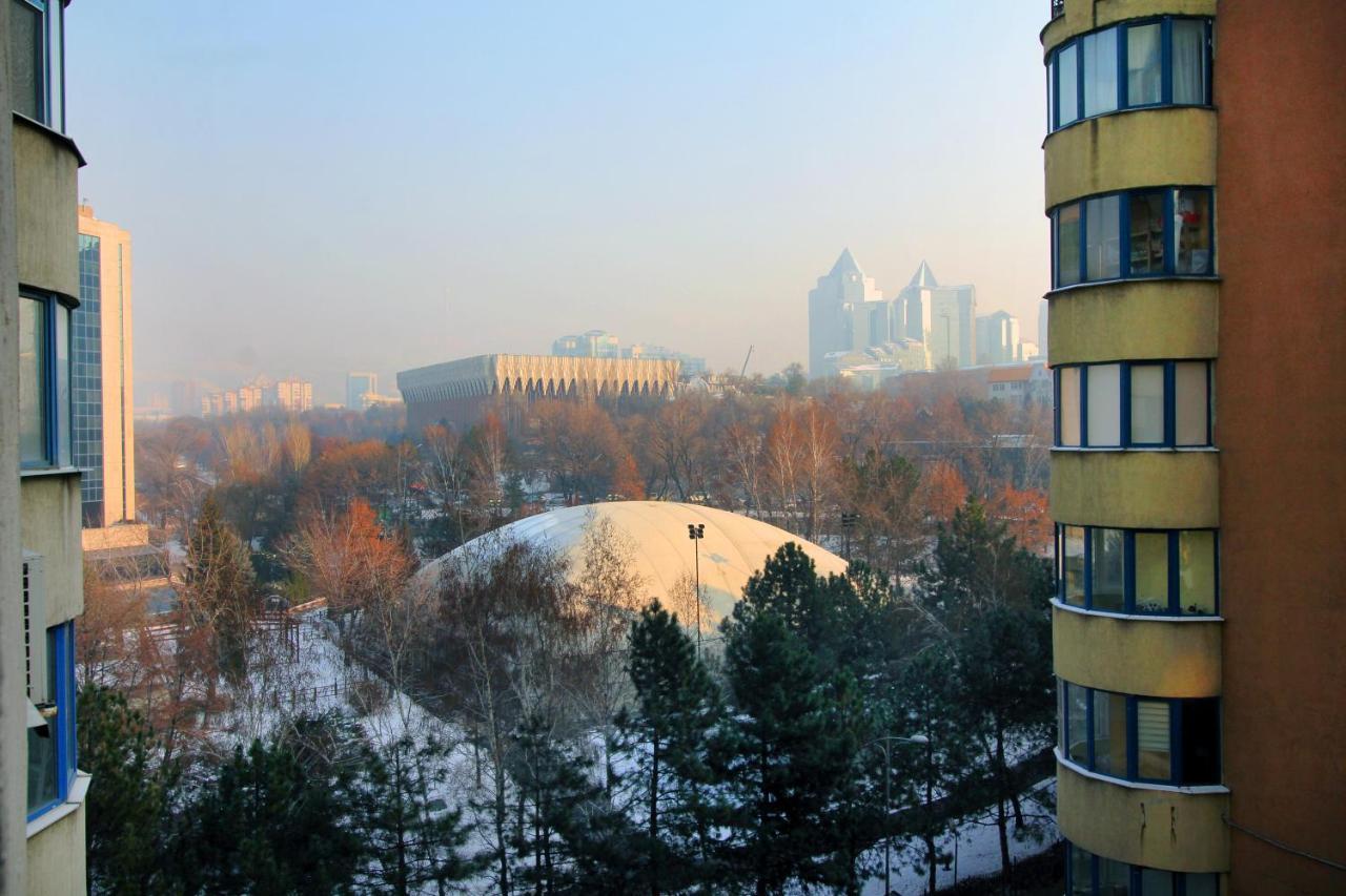 Perfect Spacious Apartment 356 Almaty Extérieur photo
